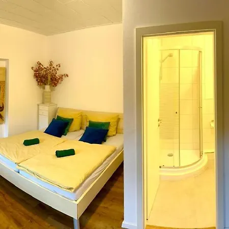 Апартаменты 1 *